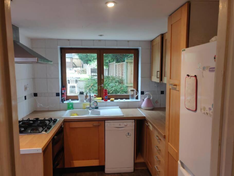 The Albany House Vacation Home Bath Bagian luar foto